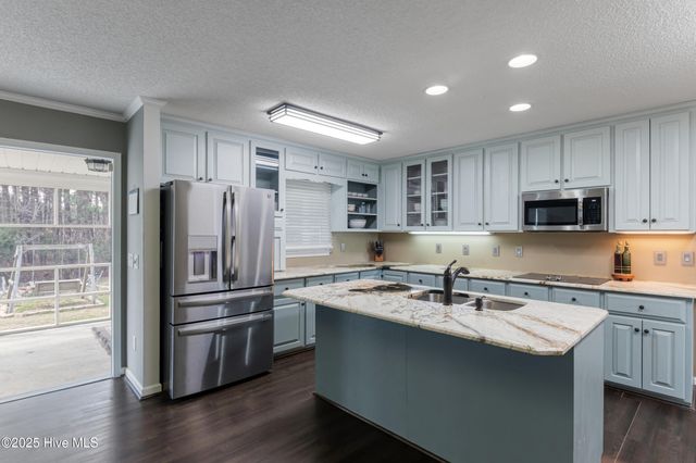 709 Small Drive, Elizabeth City, NC 27909
