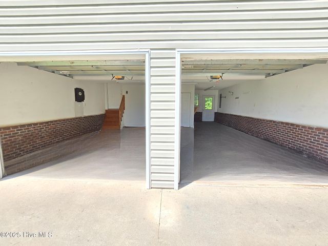 709 Small Drive, Elizabeth City, NC 27909