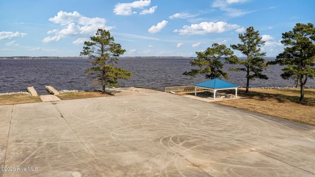 709 Small Drive, Elizabeth City, NC 27909