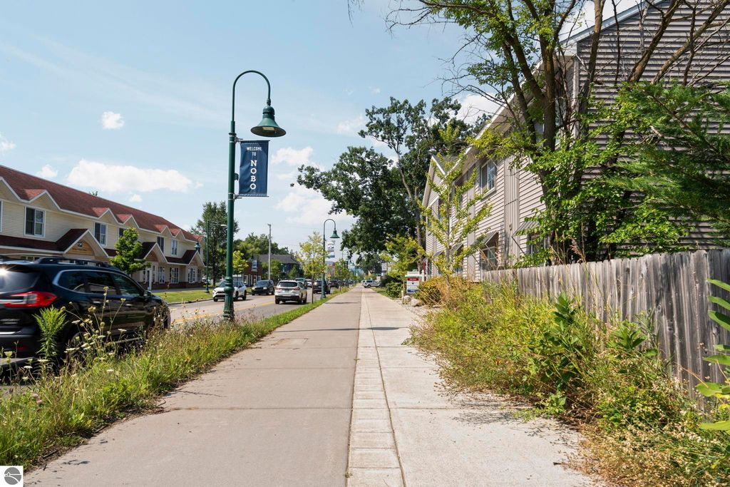 Image 1 of property listing at 619 E Eighth Street # 10, Traverse City, MI 49686