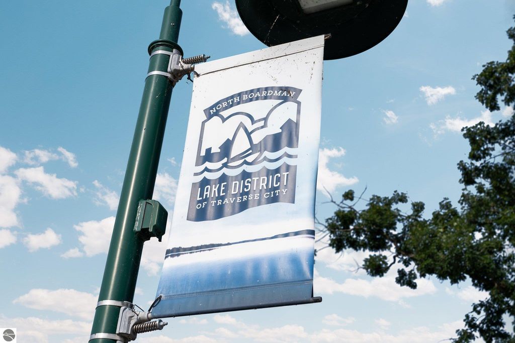 Image 15 of property listing at 619 E Eighth Street # 10, Traverse City, MI 49686