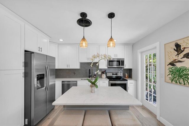 3662 27TH AVENUE N, St Petersburg, FL 33713