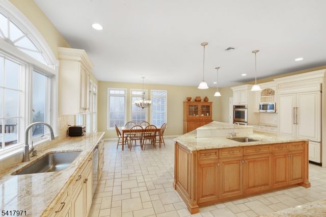 14 Cooper Rd, Mendham Twp., NJ 07945