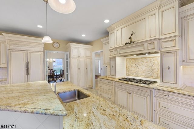 14 Cooper Rd, Mendham Twp., NJ 07945