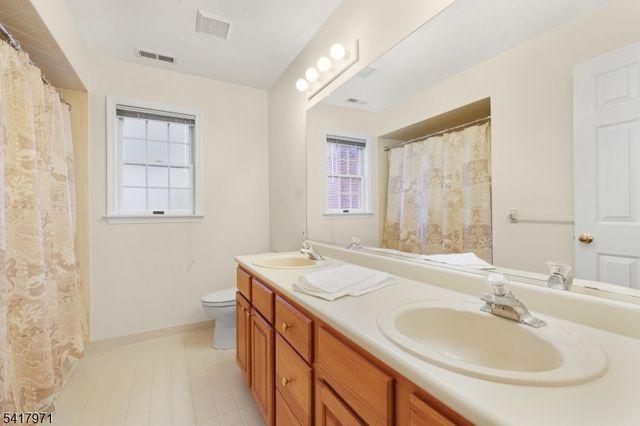 14 Cooper Rd, Mendham Twp., NJ 07945