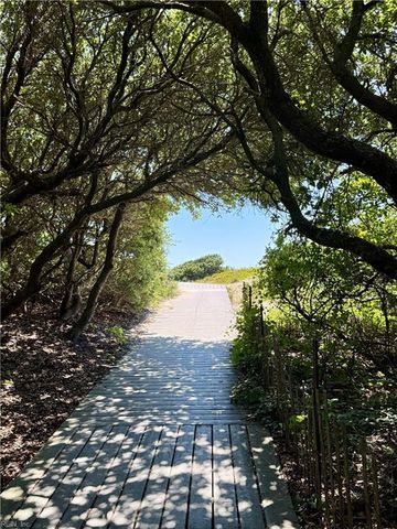 8806 Ocean Front AVE, Virginia Beach, VA 23451