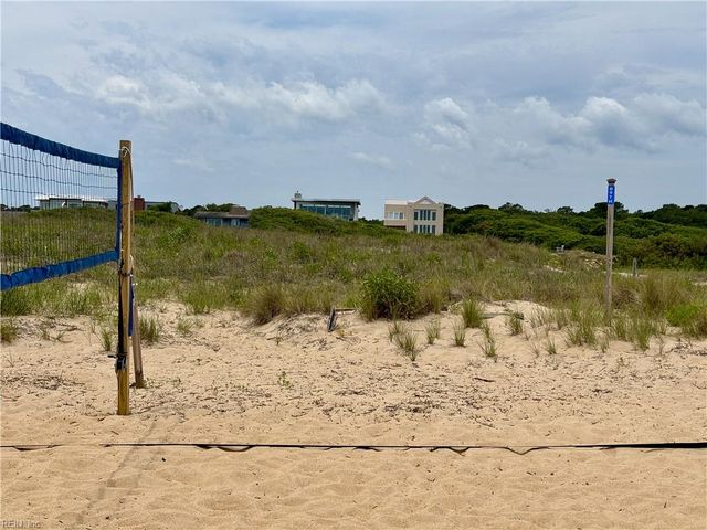 8806 Ocean Front AVE, Virginia Beach, VA 23451
