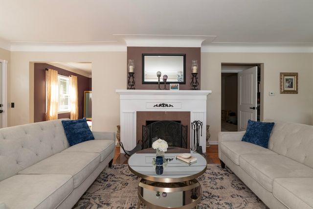 8811 Waruf Avenue, Portage City, MI 49002