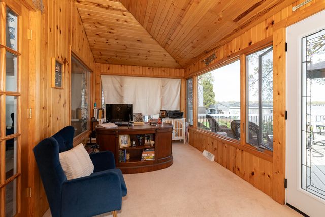 8811 Waruf Avenue, Portage City, MI 49002