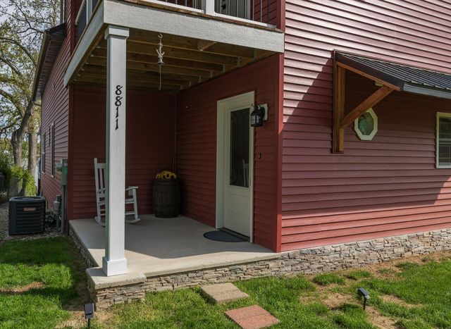 8811 Waruf Avenue, Portage City, MI 49002