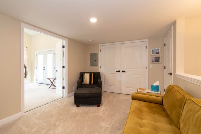 8811 Waruf Avenue, Portage City, MI 49002