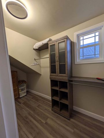 8811 Waruf Avenue, Portage City, MI 49002