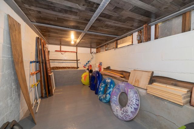 8811 Waruf Avenue, Portage City, MI 49002