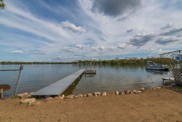 8811 Waruf Avenue, Portage City, MI 49002