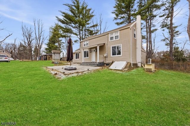 28 Wagners Ln, Warren Twp., NJ 07059