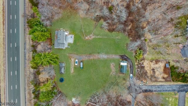 28 Wagners Ln, Warren Twp., NJ 07059