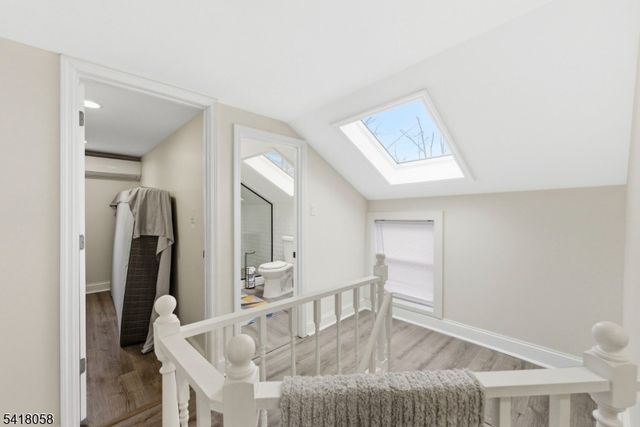 28 Wagners Ln, Warren Twp., NJ 07059