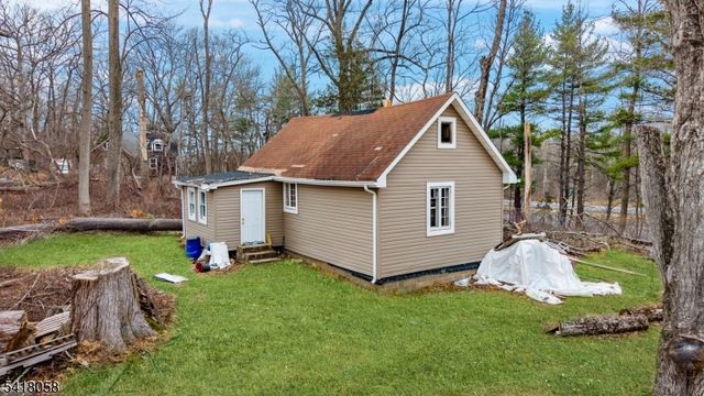 28 Wagners Ln, Warren Twp., NJ 07059