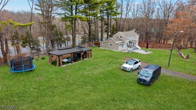 28 Wagners Ln, Warren Twp., NJ 07059