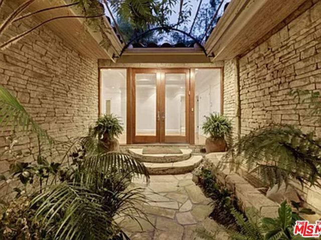 1681 Stone Canyon Road, Los Angeles, CA 90077