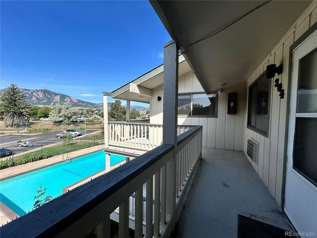 645 Manhattan Pl 304, Boulder, CO 80303