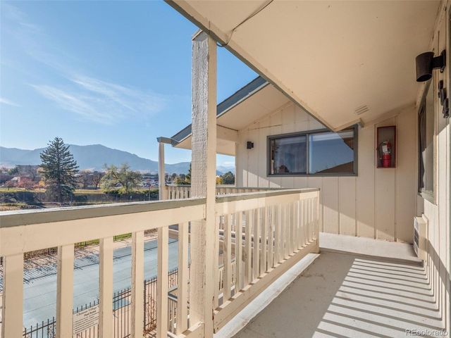 645 Manhattan Pl 304, Boulder, CO 80303