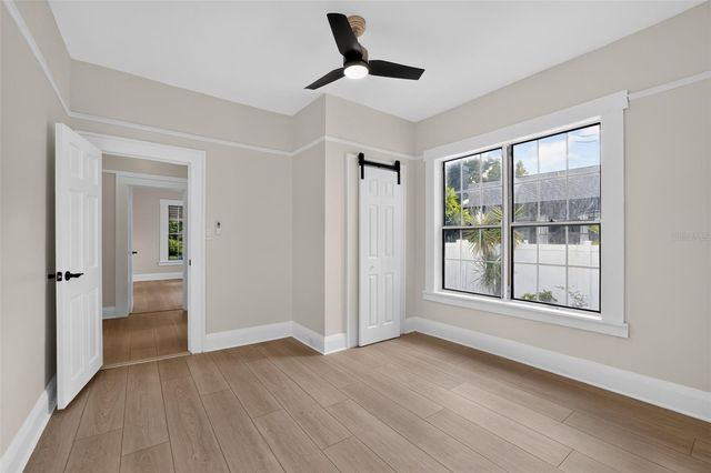 813 E NEW ORLEANS AVENUE, Tampa, FL 33603