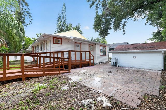 813 E NEW ORLEANS AVENUE, Tampa, FL 33603