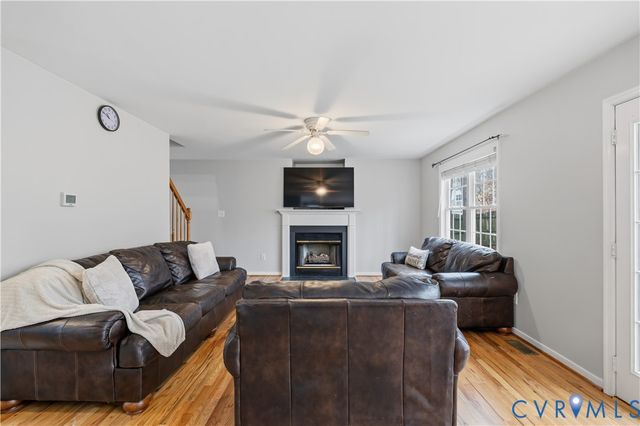 12206 Swift Crossing Dr, Chesterfield, VA 23112