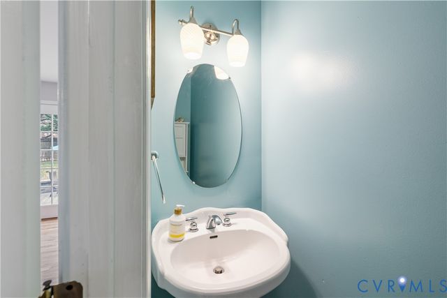 12206 Swift Crossing Dr, Chesterfield, VA 23112