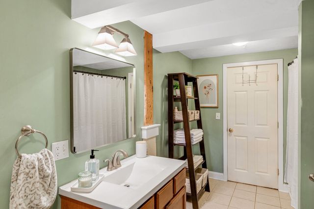 25 Cedar St 3, Amesbury, MA 01913