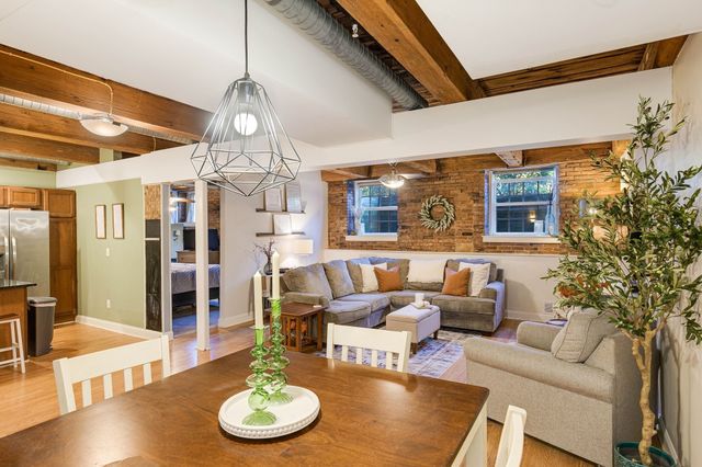25 Cedar St 3, Amesbury, MA 01913