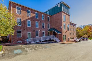 25 Cedar St 3, Amesbury, MA 01913