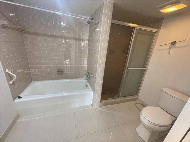 200 Golden Isles Drive 401, Hallandale Beach, FL 33009