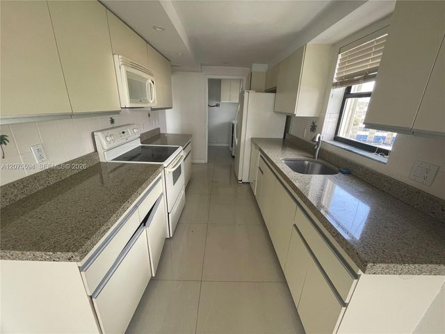 200 Golden Isles Drive 401, Hallandale Beach, FL 33009