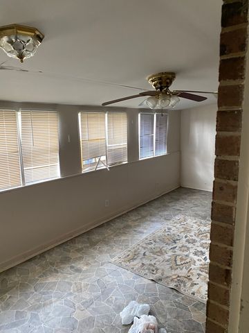 1035 N 3rd St, Pulaski, TN 38478