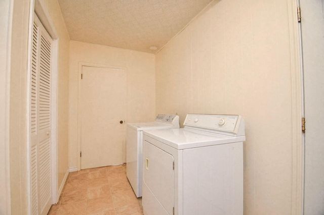 1713 Frost Street, Rosenberg, TX 77471
