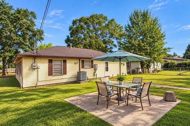 1713 Frost Street, Rosenberg, TX 77471