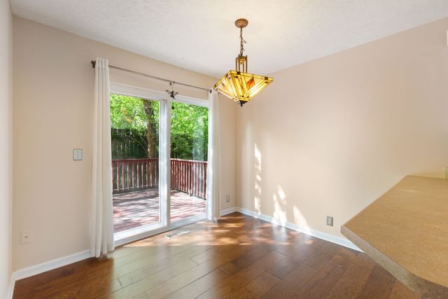 5752 Amalie Dr, Nashville, TN 37211