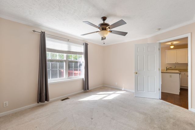 5752 Amalie Dr, Nashville, TN 37211