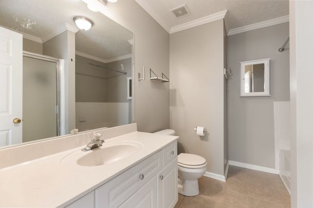 5752 Amalie Dr, Nashville, TN 37211