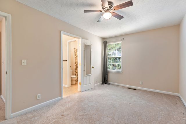 5752 Amalie Dr, Nashville, TN 37211