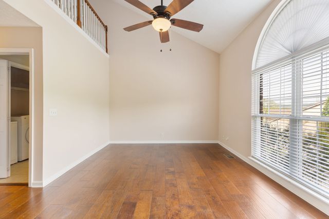 5752 Amalie Dr, Nashville, TN 37211