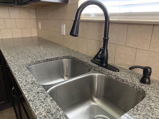 1010 Messina Lane, Rosenberg, TX 77469
