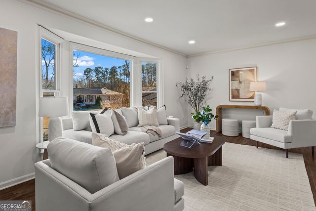 1106 Aurora Court, Dunwoody, GA 30338