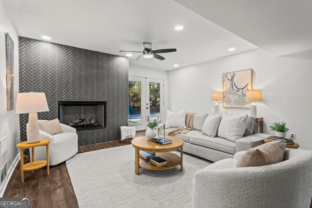 1106 Aurora Court, Dunwoody, GA 30338