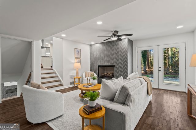 1106 Aurora Court, Dunwoody, GA 30338