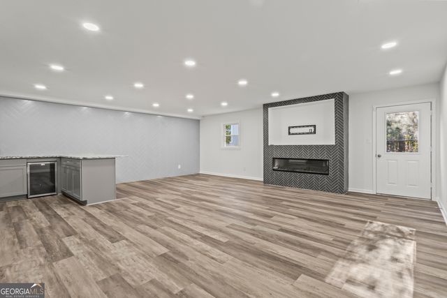 1106 Aurora Court, Dunwoody, GA 30338