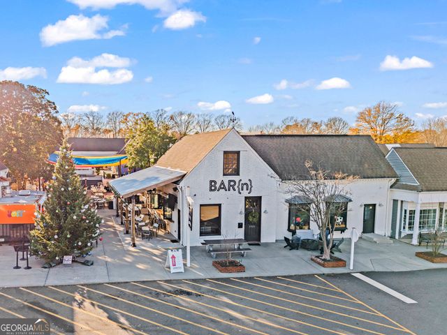 1106 Aurora Court, Dunwoody, GA 30338