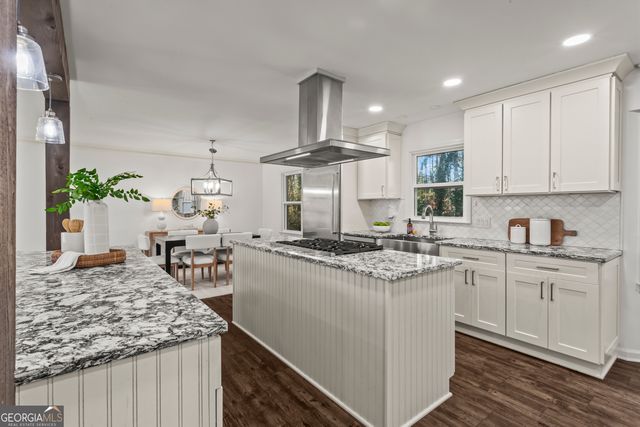 1106 Aurora Court, Dunwoody, GA 30338